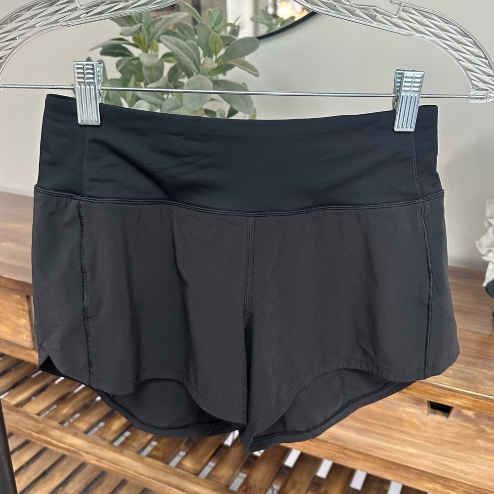 Lululemon Speed it Up 2.5”